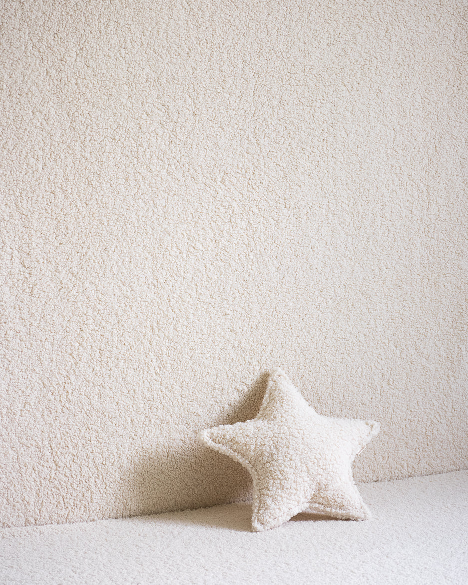 Spilvens Cream White Star Cushion, Wigiwama