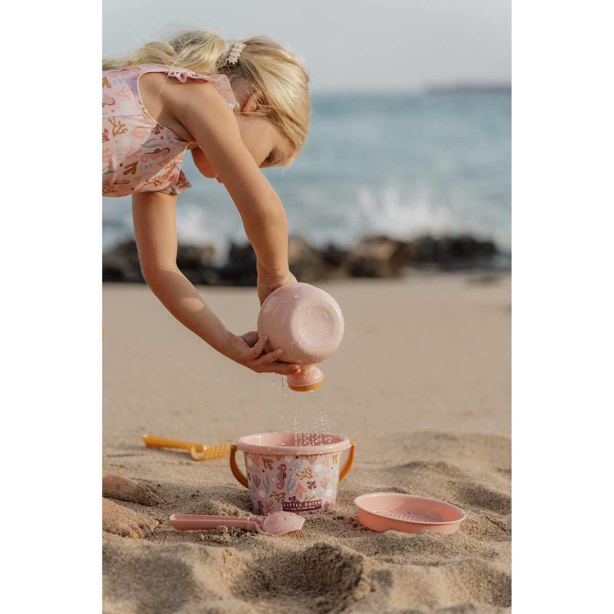 Pludmales rotaļlietu komplekts Ocean Dreams Pink, Beach Set, Little Dutch, LD2012313