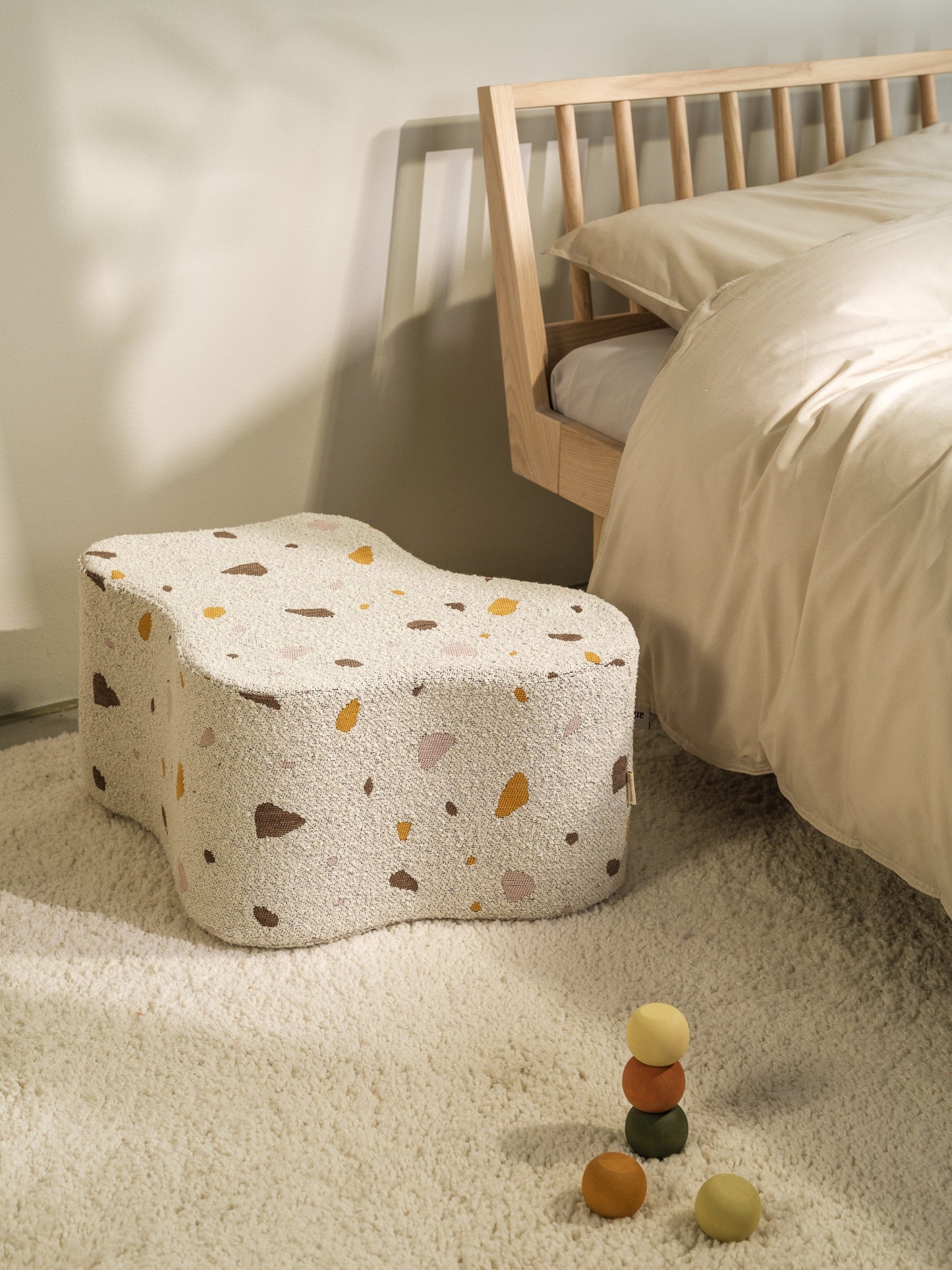 Pufs Terrazzo Marble Cloud Pouffe, Wigiwama