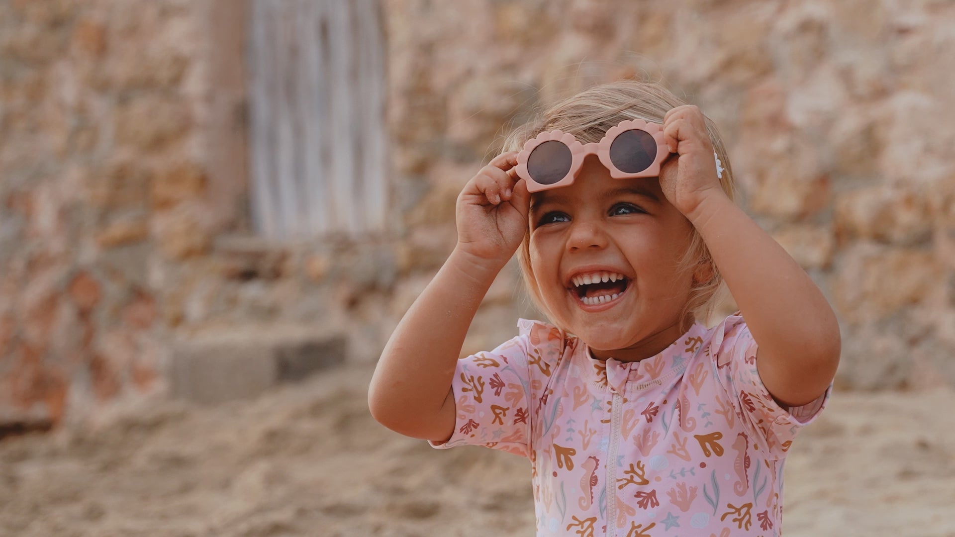Video - Bērnu saulesbrilles Round Ocean Dreams Blue, Kids sunglasses, Little Dutch, LD125797
