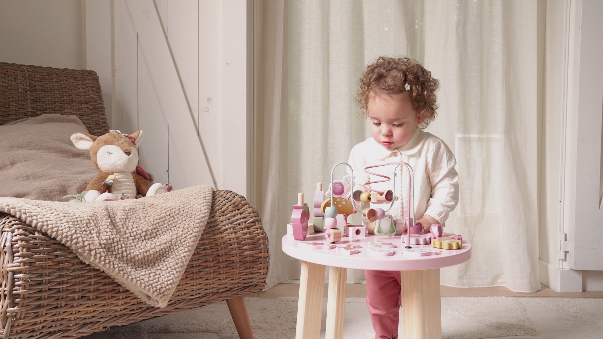 Video - Aktivitāšu galds Fairy Garden, Activity Table, Little Dutch, LD7341